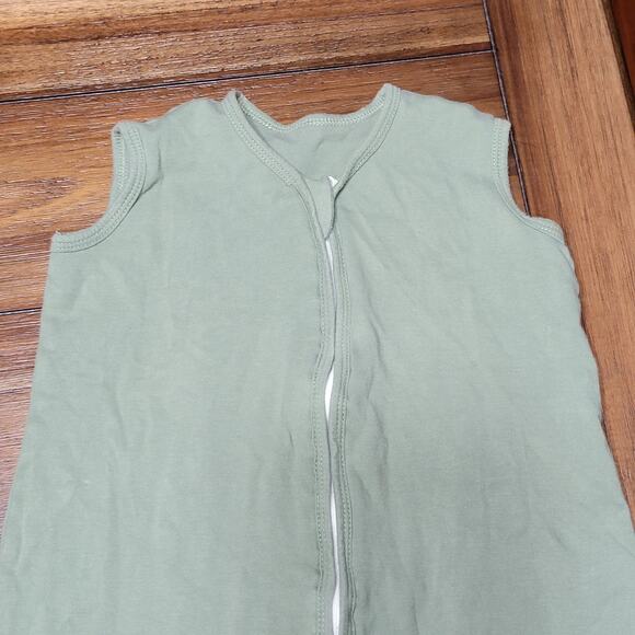 Set of 2 Infant Zipper Nap Sacks: Sage Green & Hedgehogs - Size Medium - Picture 3 of 5